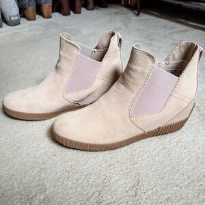 Women's Sorel Out N About Slip On Wedge in Tan